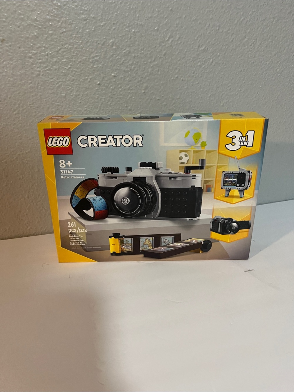 Lego Creator Retro Camera Set in Yellow Box sealed new